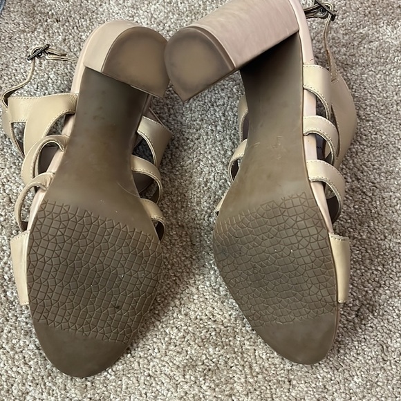 Audrey Brooke Heels size 10 - Picture 7 of 9